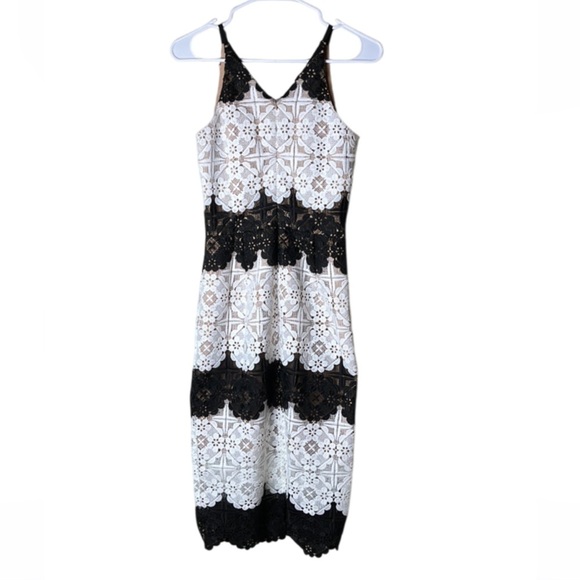 DRESS THE POPULATION NWT - VERA LACE PLUNGE NECK BLACK/WHITE MIDI DRESS- S - Picture 5 of 13